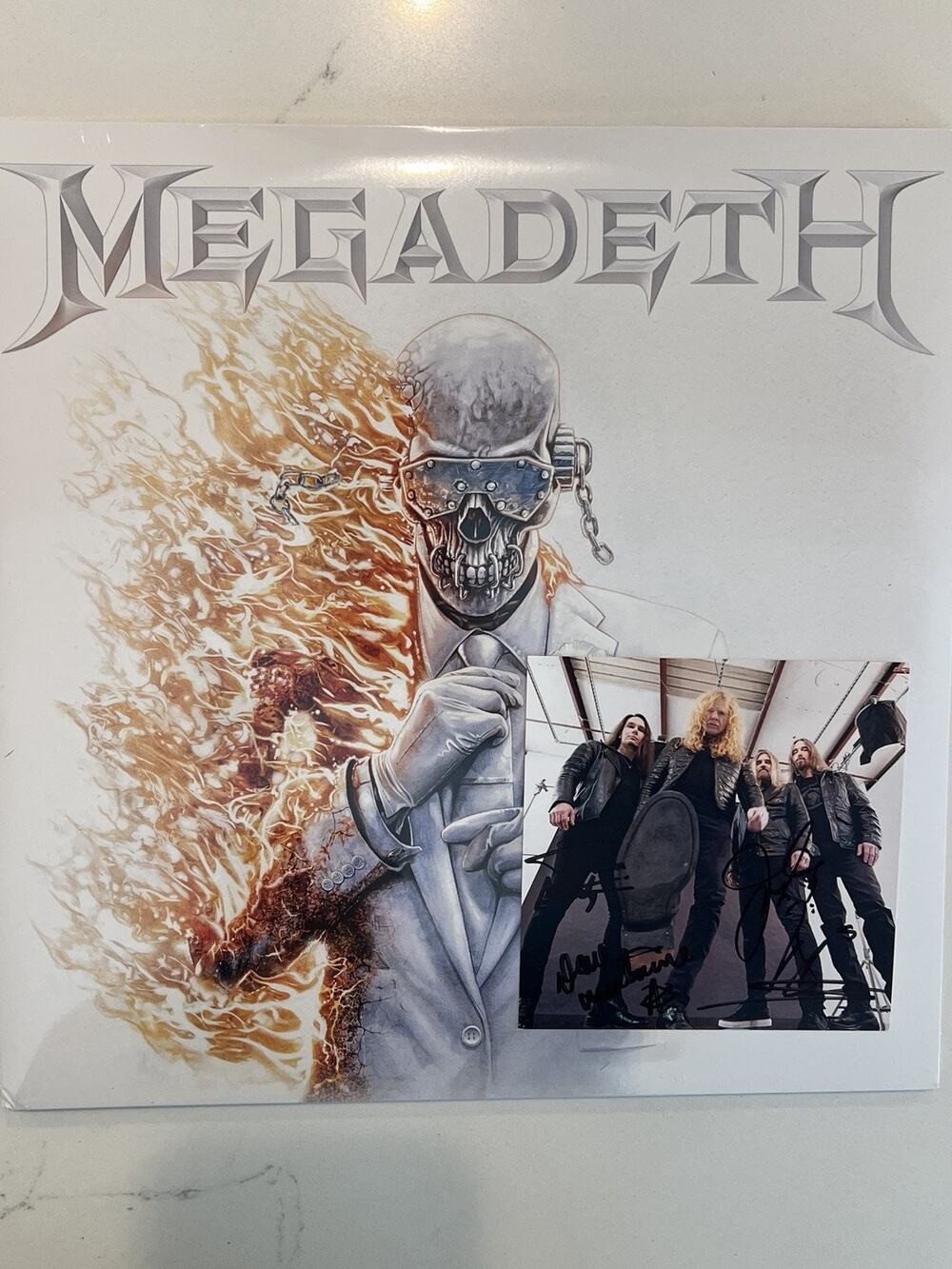 Megadeth White Res Blue Ghostly Vinyl SIGNED Insert Dave Mustaine & band #3
